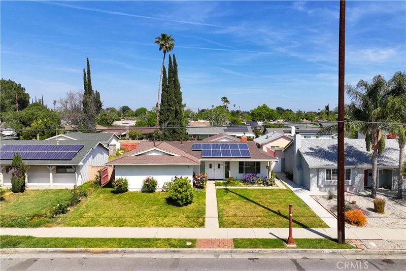 7948 Fallbrook Ave, West Hills, CA 91304