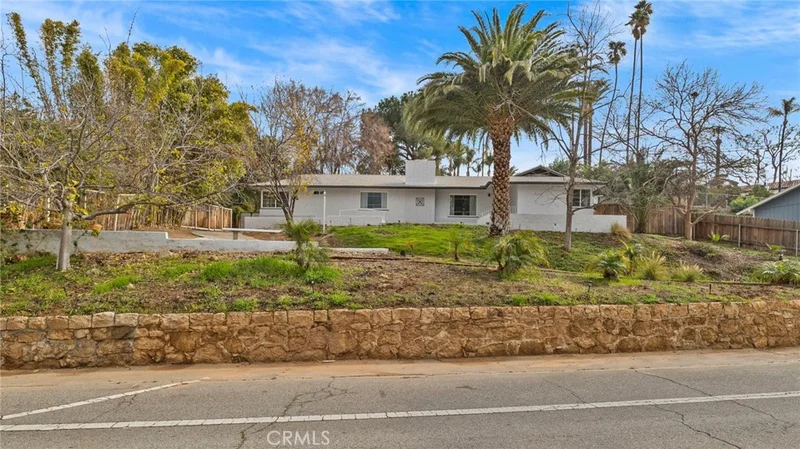 5092 Myrtle Avenue, Riverside, CA 92506