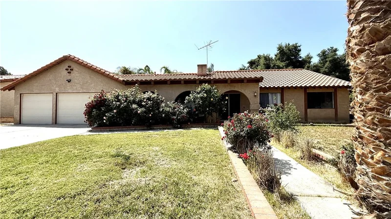 41633 Whittier Avenue, Hemet, CA 92544