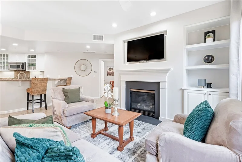45245 Seeley Drive 18C, La Quinta, CA 92253