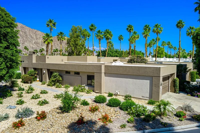 55105 Oakhill, La Quinta, CA 92253