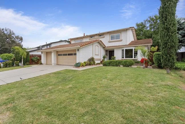 890 Greenwich Drive, Gilroy, CA 95020