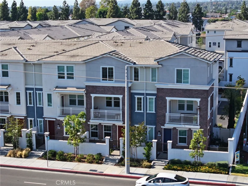 8933 Orangethorpe Avenue, Buena Park, CA 90621