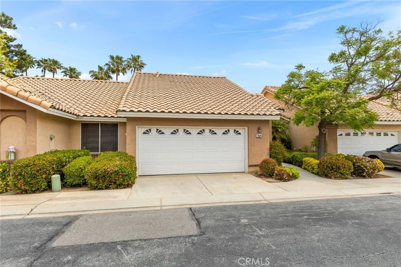 Photo 2 of 672 La Quinta Drive