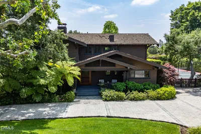2041 Ashbourne Drive photo 2