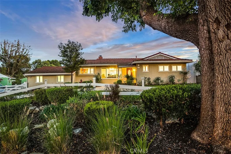 26922 Eastvale Road, Palos Verdes Peninsula, CA 90274