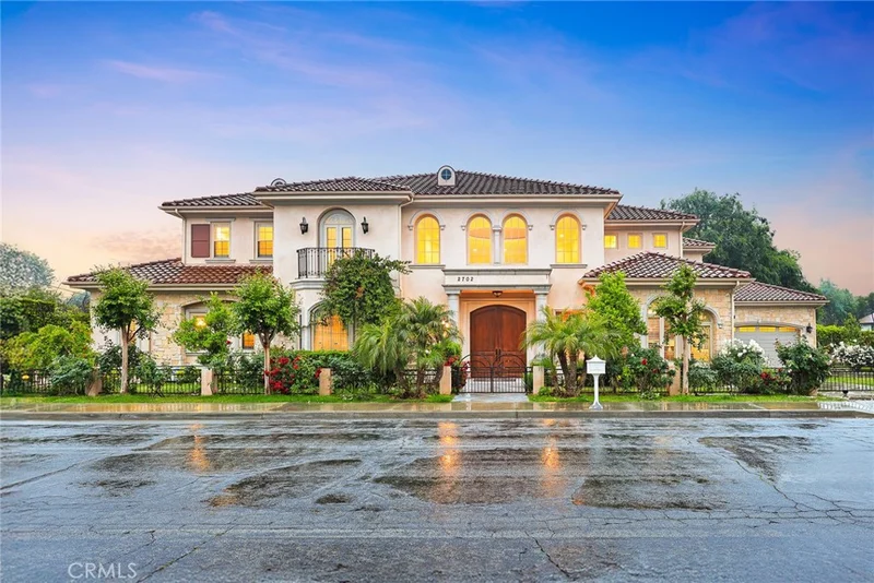 2702 S 10th Avenue, Arcadia, CA 91006