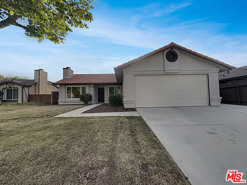 45339 18th Street E, Lancaster, CA 93535