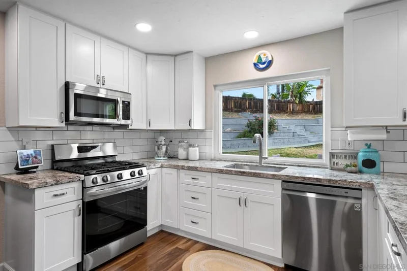 10424 Nubbin Ct, Santee, CA 92071