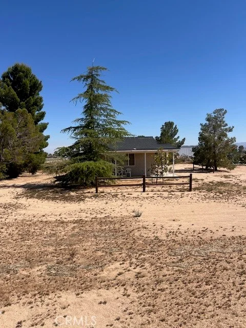 22622 Via Seco Street, Apple Valley, CA 92308