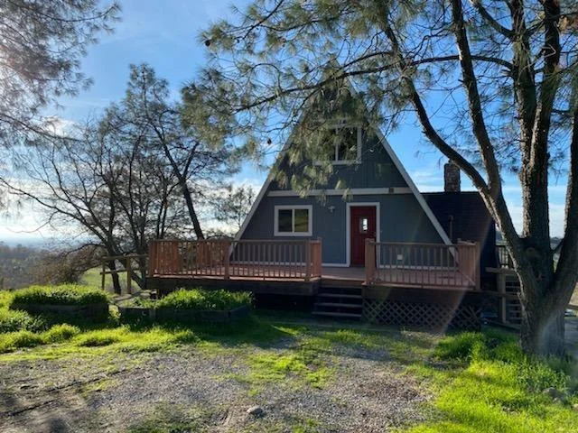 2461 Quail Oaks Road, Valley Springs, CA 95252