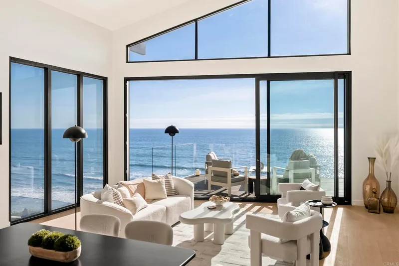 1006 Neptune, Encinitas, CA 92024