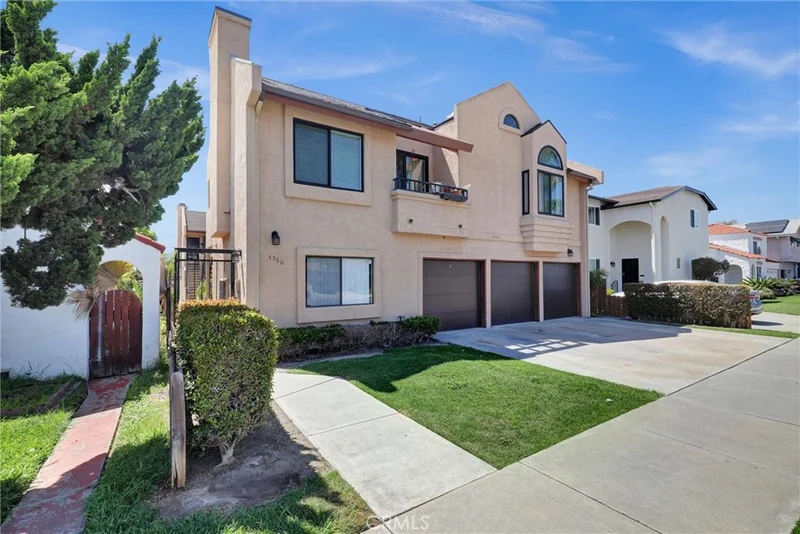 4560 Cleveland Avenue 101, San Diego, CA 92116