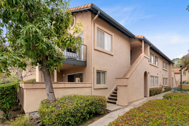 11353 Avenida De Los Lobos B, San Diego, CA 92127
