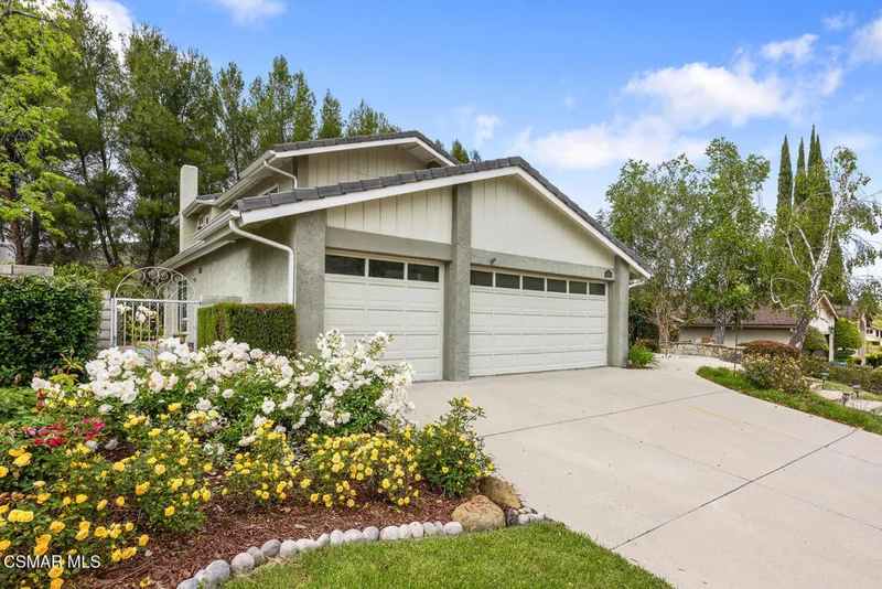 419 Thunderhead Street, Thousand Oaks, CA 91360