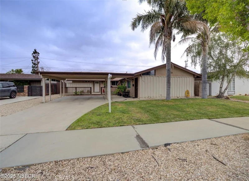 913 Armstrong Avenue, Santa Maria, CA 93454