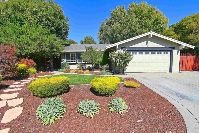 7776 Dublin Green Ct, Dublin, CA 94568