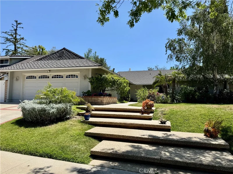 19020 Killoch Way, Porter Ranch, CA 91326
