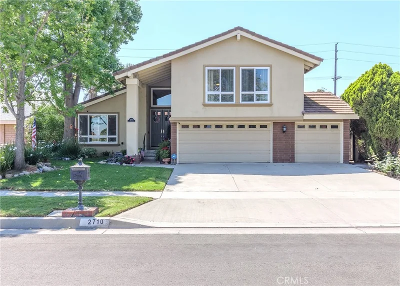 2710 S Deegan Drive, Santa Ana, CA 92704