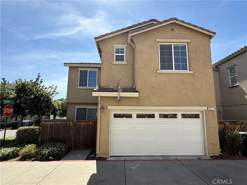 4512 Cardona Lane, Sacramento, CA 95823