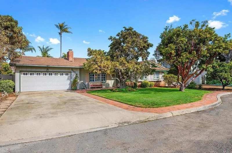 1163 Hymettus, Encinitas, CA 92024