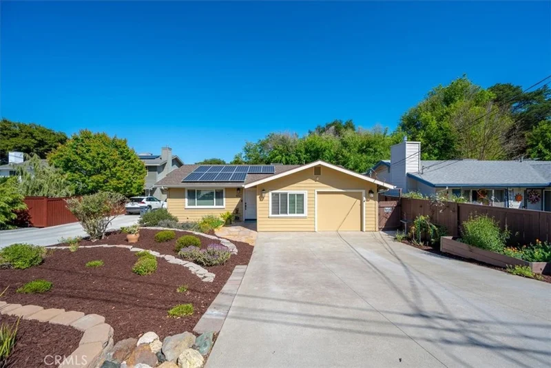 4517 Mananita Ave., Atascadero, CA 93422