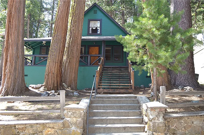 26156 Long Barn Road, Long Barn, CA 95335