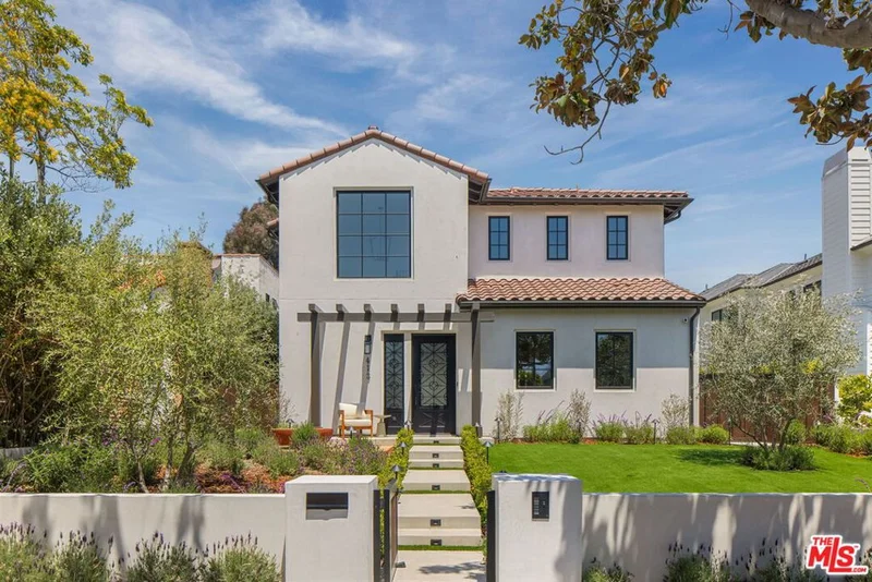 413 Euclid Street, Santa Monica, CA 90402