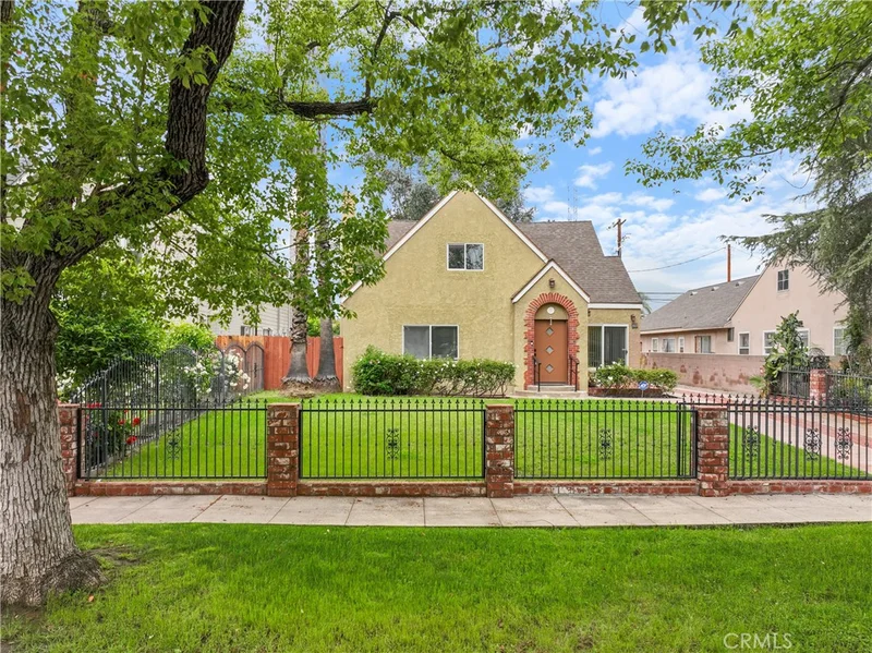 424 W 20th Street, San Bernardino, CA 92405