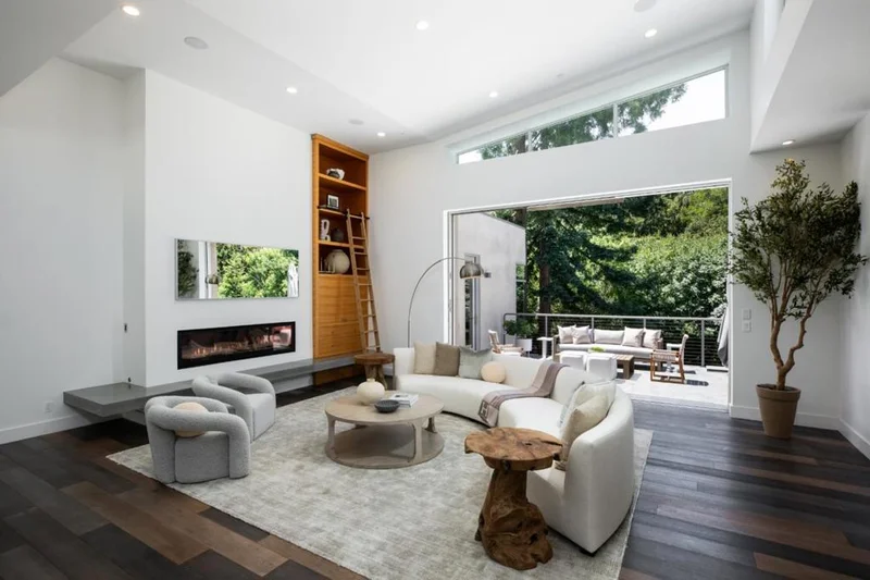 454 Cypress Drive, Los Altos, CA 94022