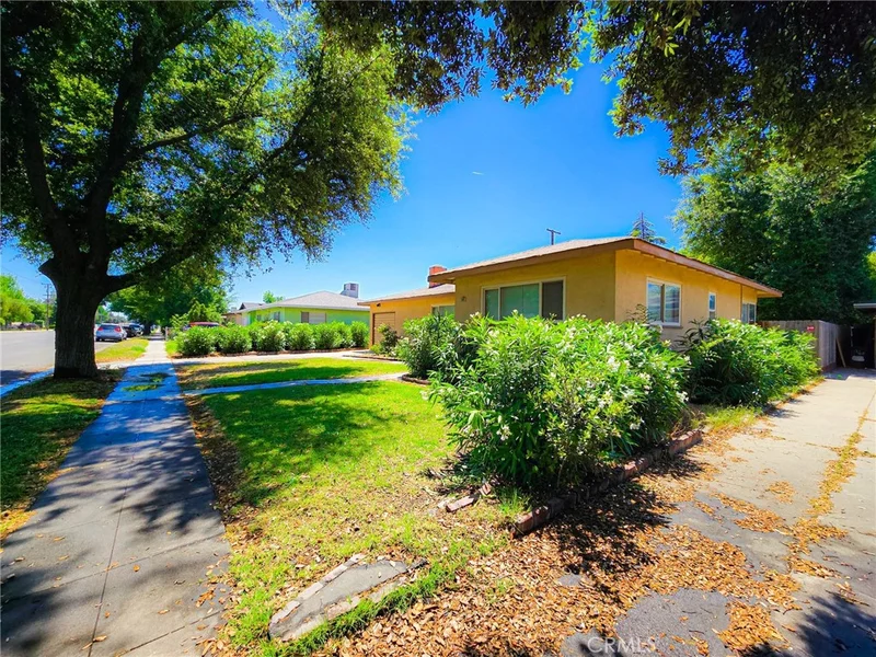 3733 N Fresno Street, Fresno, CA 93726