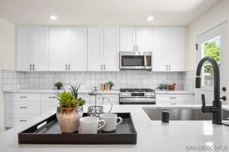 8734 Kelso St, Spring Valley, CA 91977