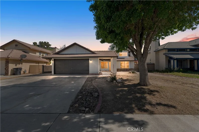 1032 Glenn Court, Lancaster, CA 93535