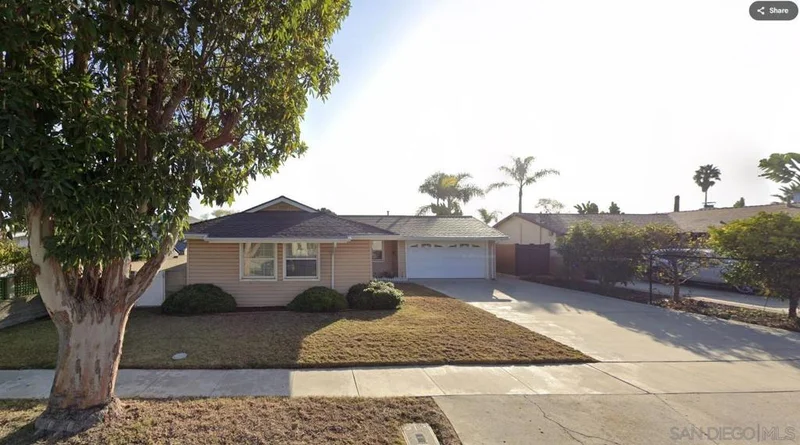 4539 La Crosse, San Diego, CA 92117