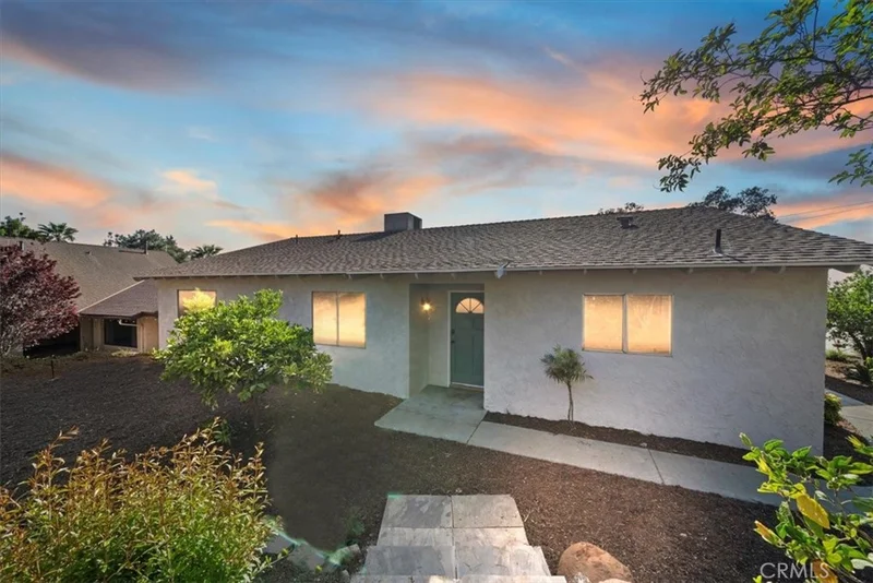 4180 Mount Baldy Court, Norco, CA 92860