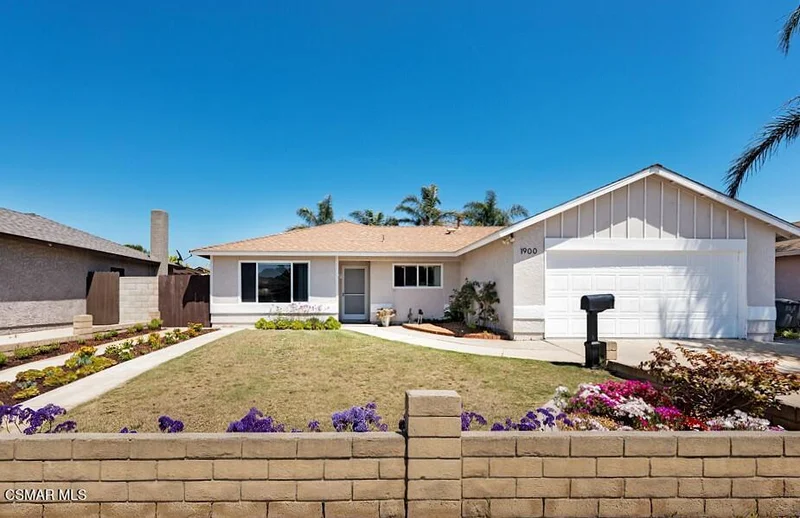 1900 Du Pont Street, Oxnard, CA 93033