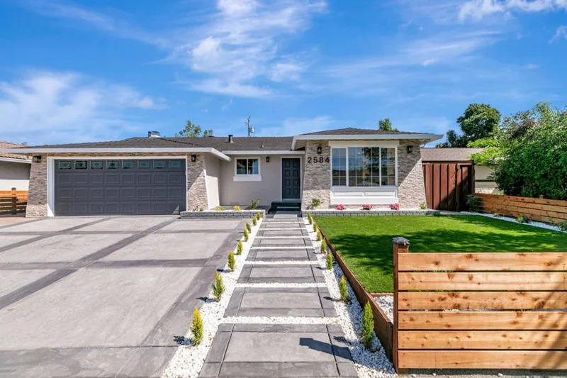 2584 Boren Drive, San Jose, CA 95121