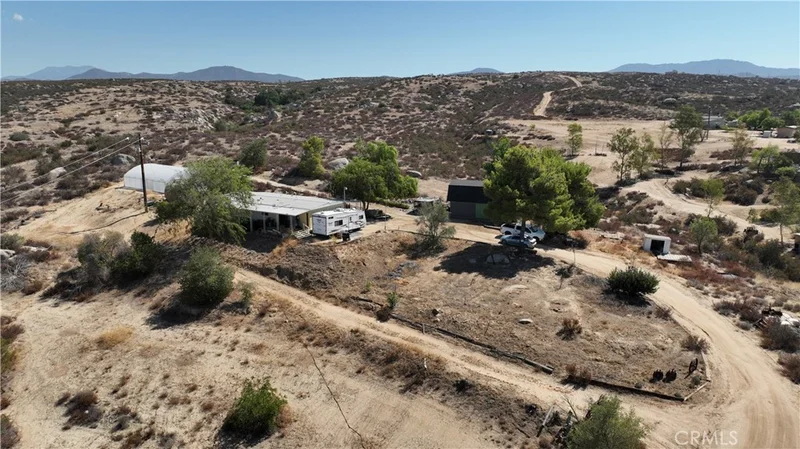 42577 E Benton Road, Hemet, CA 92544