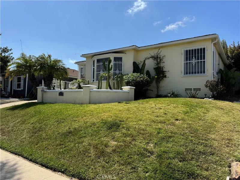 4615 Monroe Avenue, San Diego, CA 92115