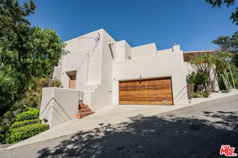 10206 Cielo Drive, Beverly Hills, CA 90210