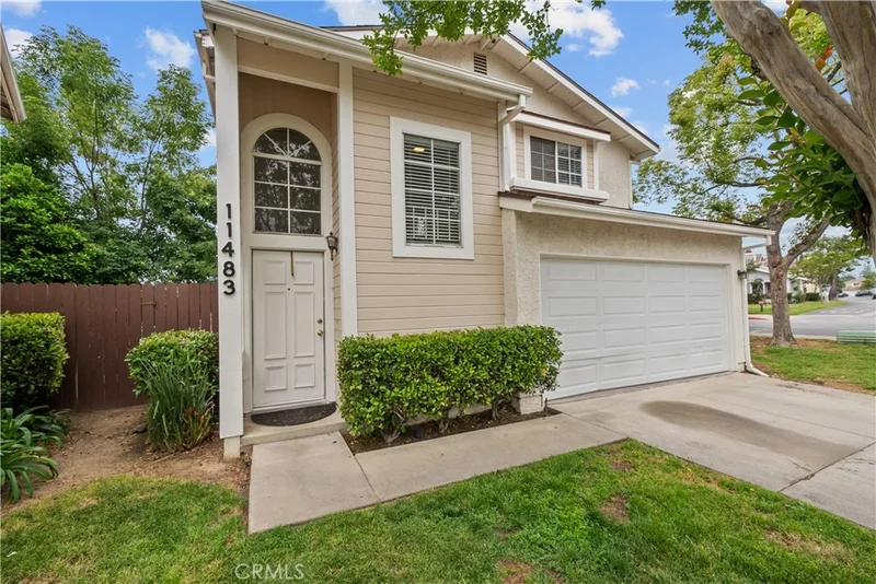 11483 Green Valley, Pacoima, CA 91331