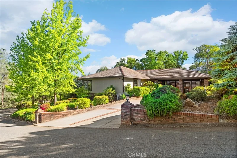 6318 Woodman Drive, Oroville, CA 95966