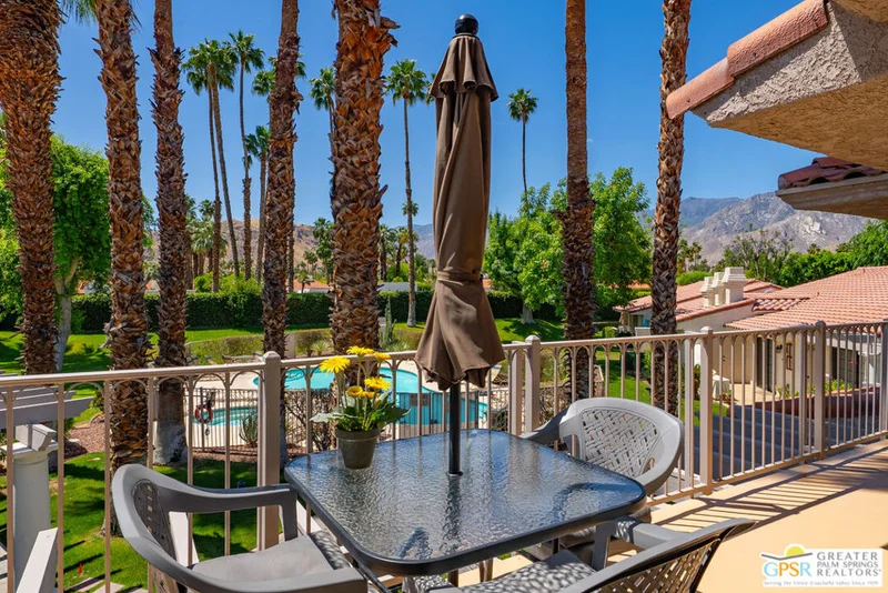 2701 E Mesquite Avenue H40, Palm Springs, CA 92264