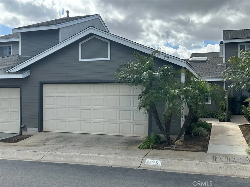 869 Encino Place, Corona, CA 92882