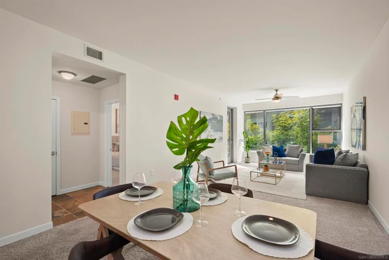 1150 J St 421, San Diego, CA 92101