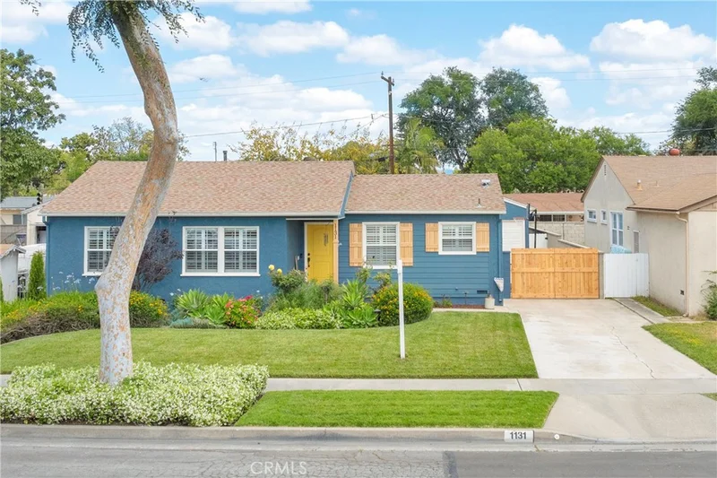1131 W Oak Avenue, Fullerton, CA 92833