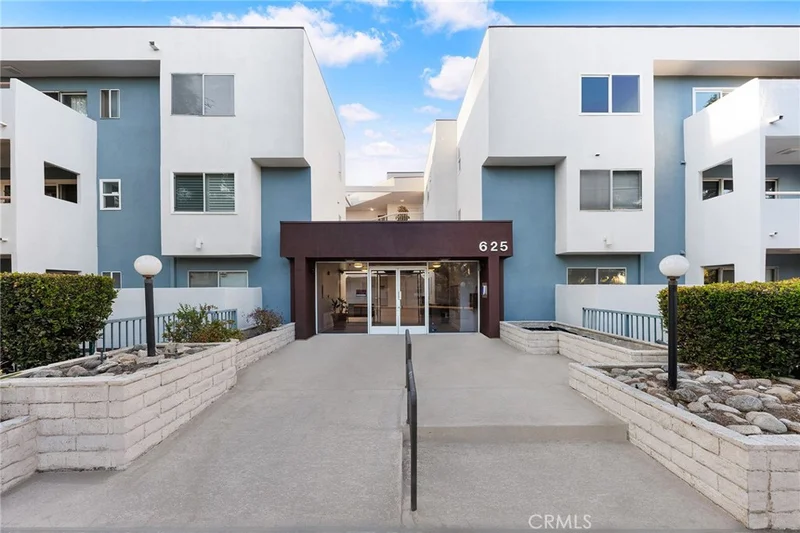 625 E Del Mar Boulevard 106, Pasadena, CA 91101
