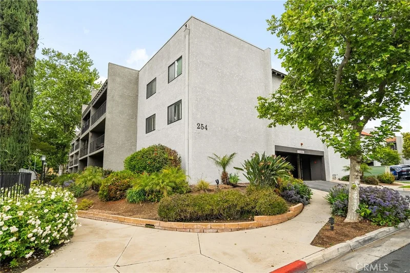 254 E Fern Avenue 108, Redlands, CA 92373