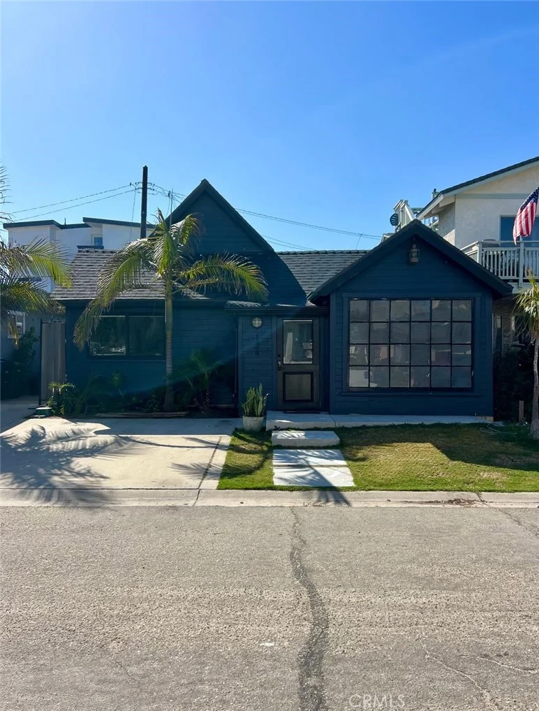 124 Fillmore Avenue, Oxnard, CA 93035