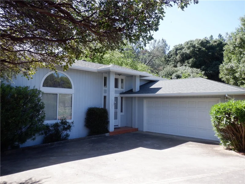 10383 Boren Bega Drive, Kelseyville, CA 95451